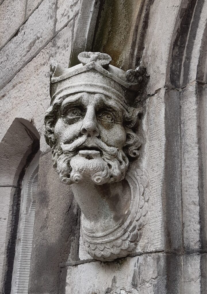 A bust of Brian Boru, on Dublin Castle